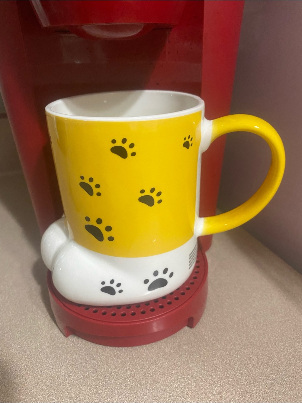 Yellow Paw Print Ceramic Mug